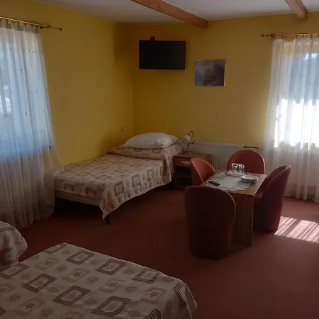 Goralski Raj Готель