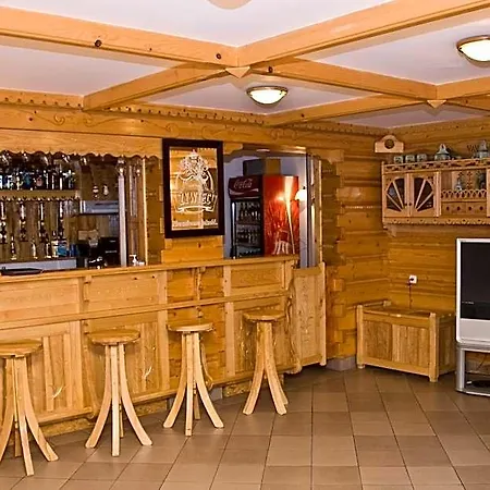 吉拉克拉斯酒店 酒店