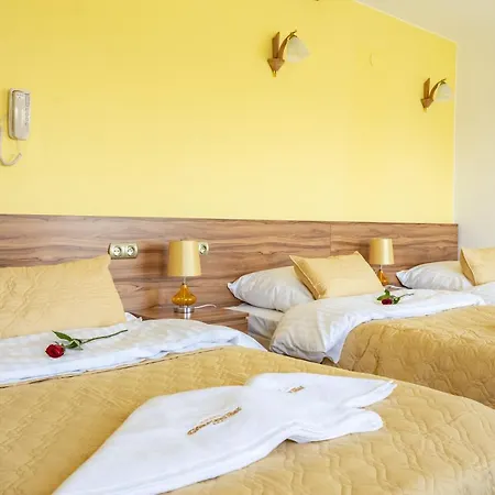 Goralski Raj Hotel