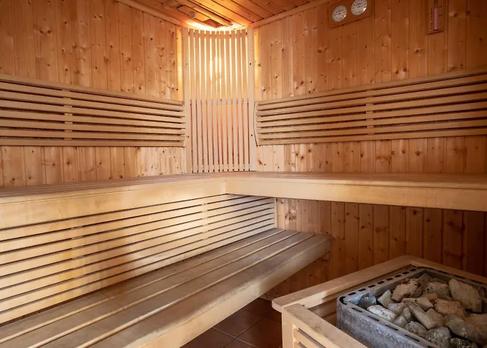 Goralski Raj מלון נובי טארג