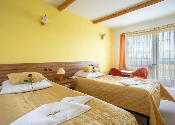 Goralski Raj Hotel