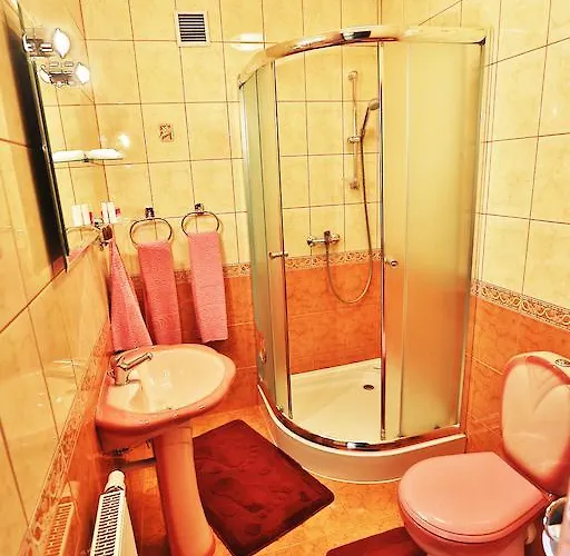 Goralski Raj מלון